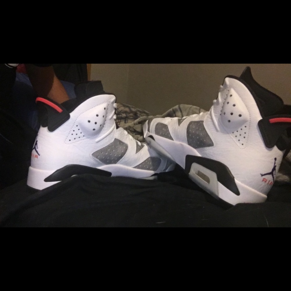 Retro jordan 6s